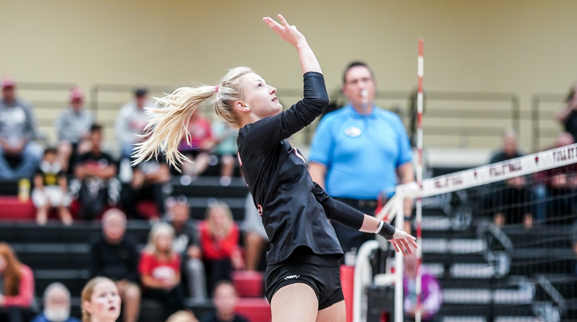 Western Oregon volleyball falls at Central Washington Western Oregon