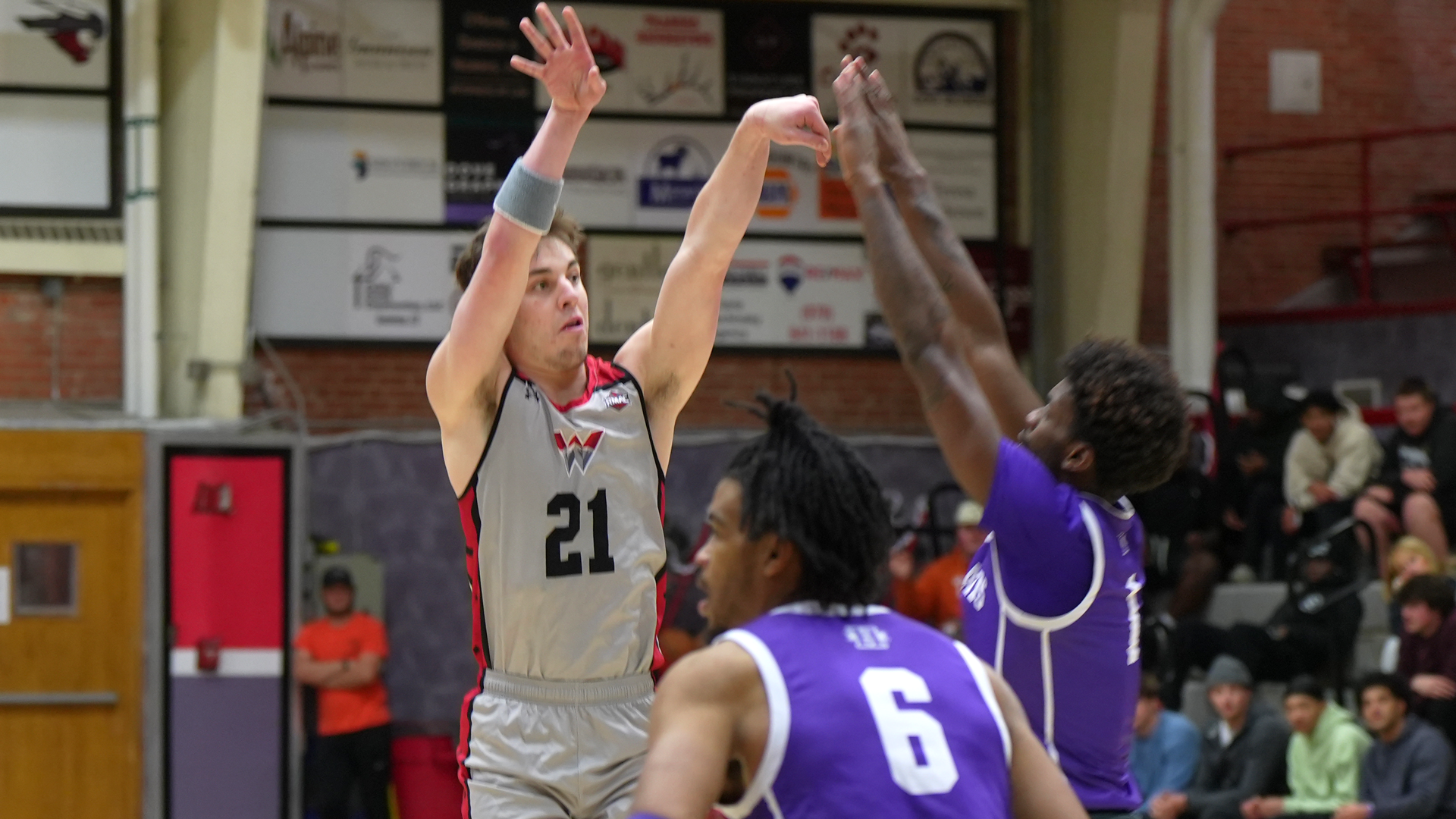 MBBvNMHU-251216-Halligan