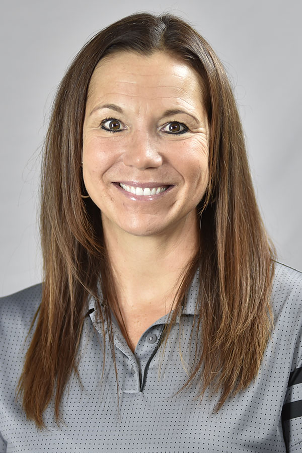 Lisa Hart 2019-20 Headshot