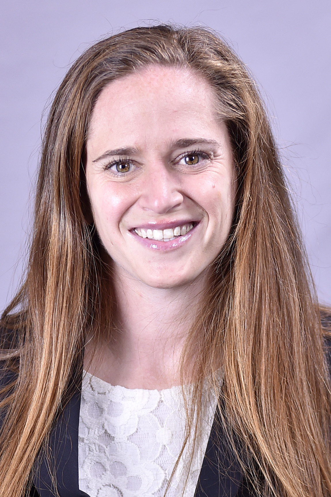 Maggie Downing 2021 Headshot