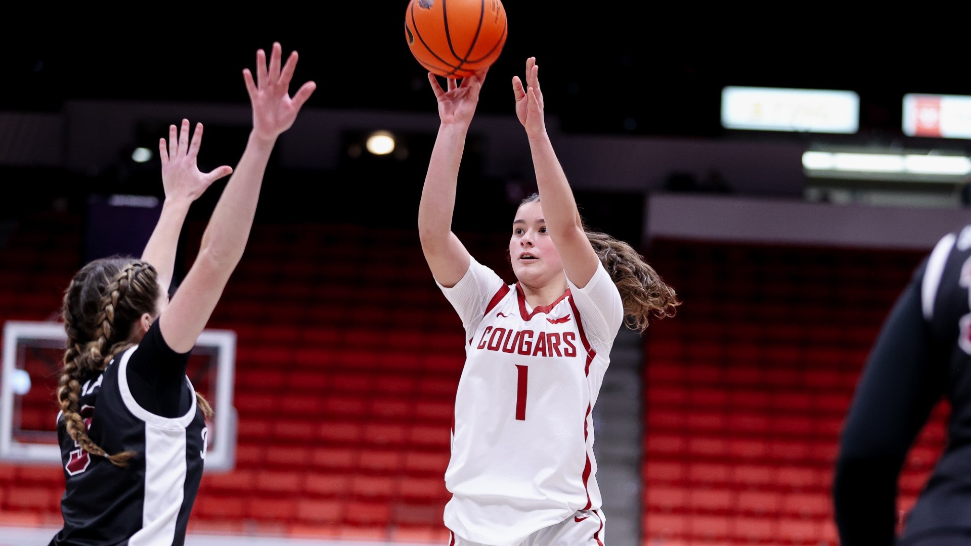 26_1_10 WSU WBB Malvina Haziri goes up for a shot against Santa Clara