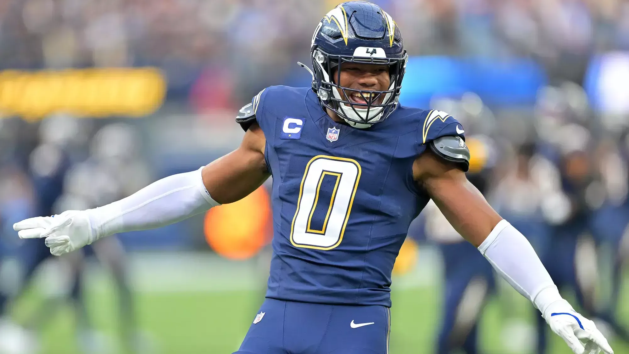 Daiyan Henley NFL: Las Vegas Raiders at Los Angeles Chargers