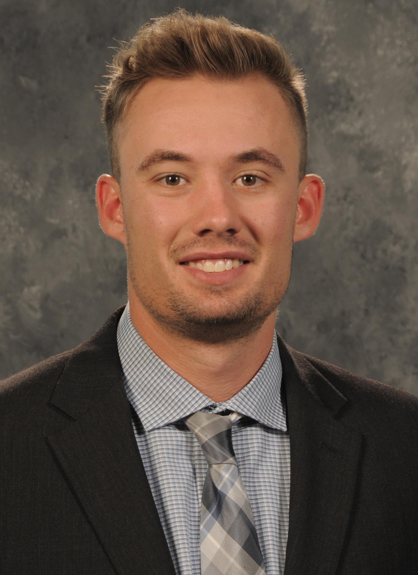 Alex Maloney 2018 headshot