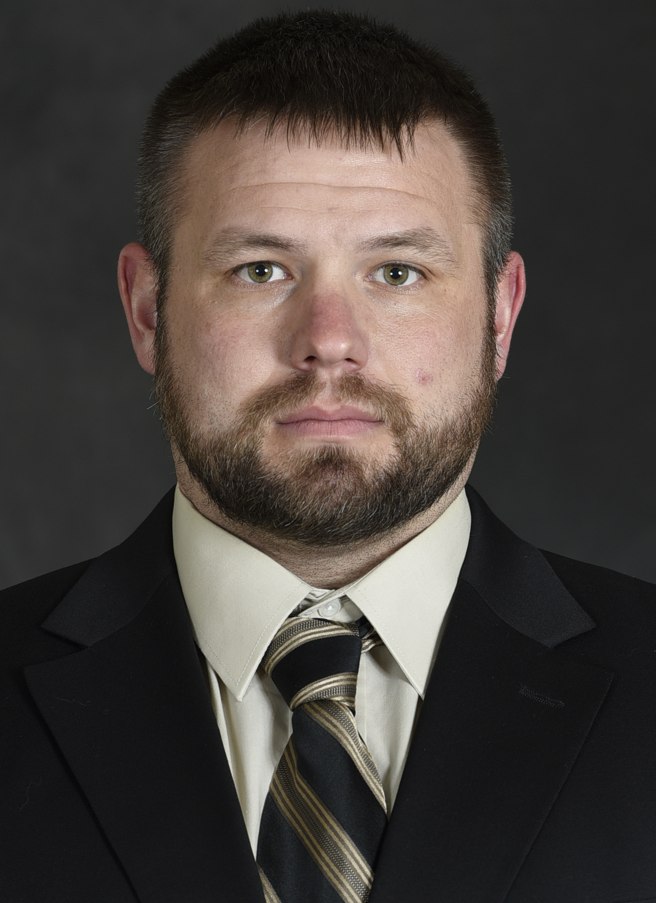Joe Hensel 2020-21 head shot