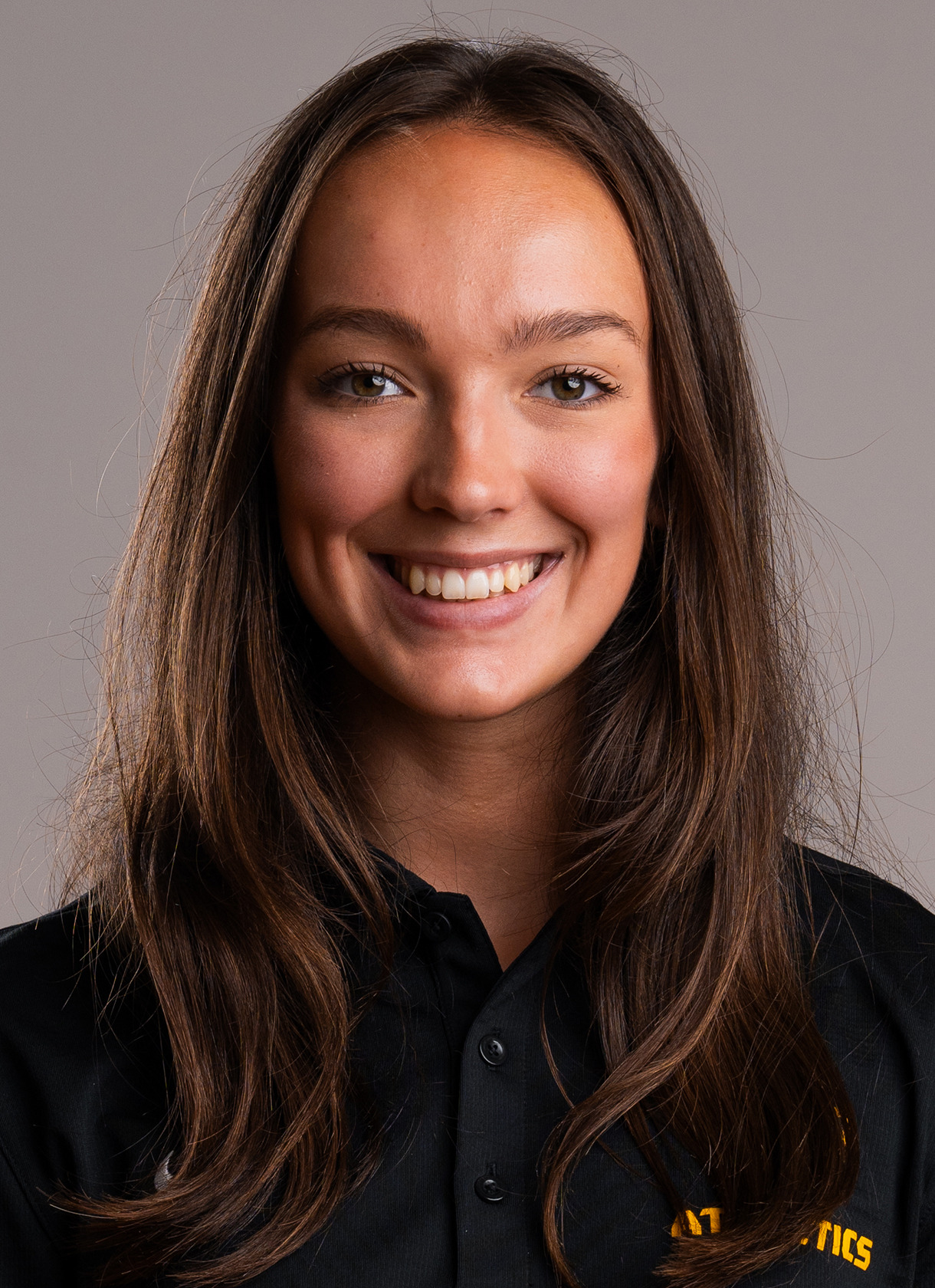 Sarah Lohr Headshot