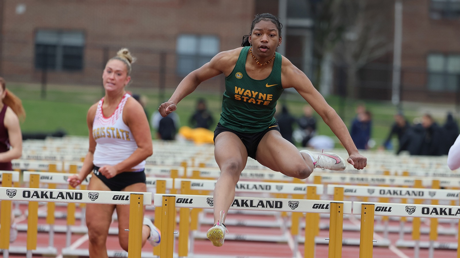 Keneisha Thomas 2025 at Oakland Golden Grizzlies Invite