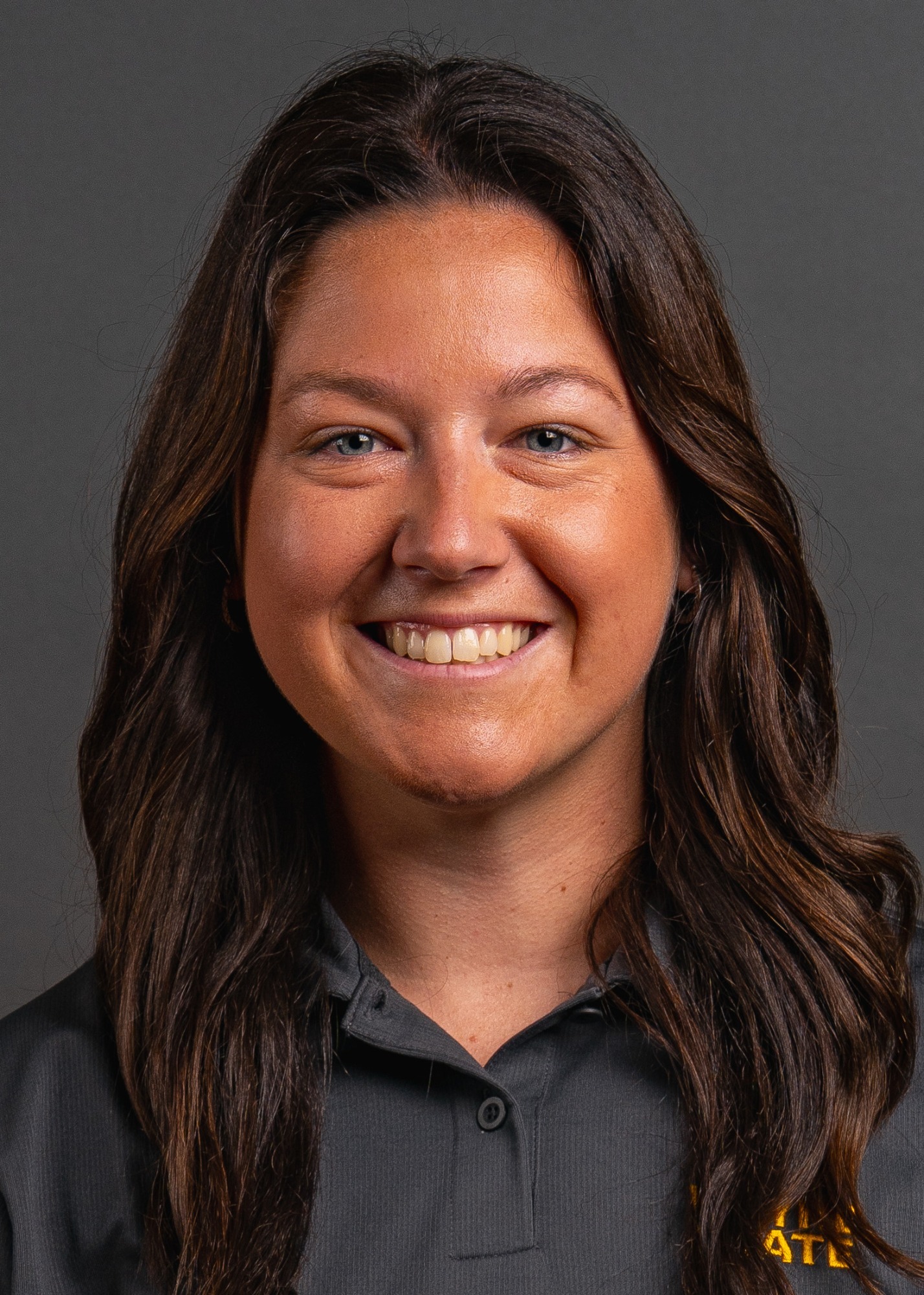 Hannah Kelly Headshot