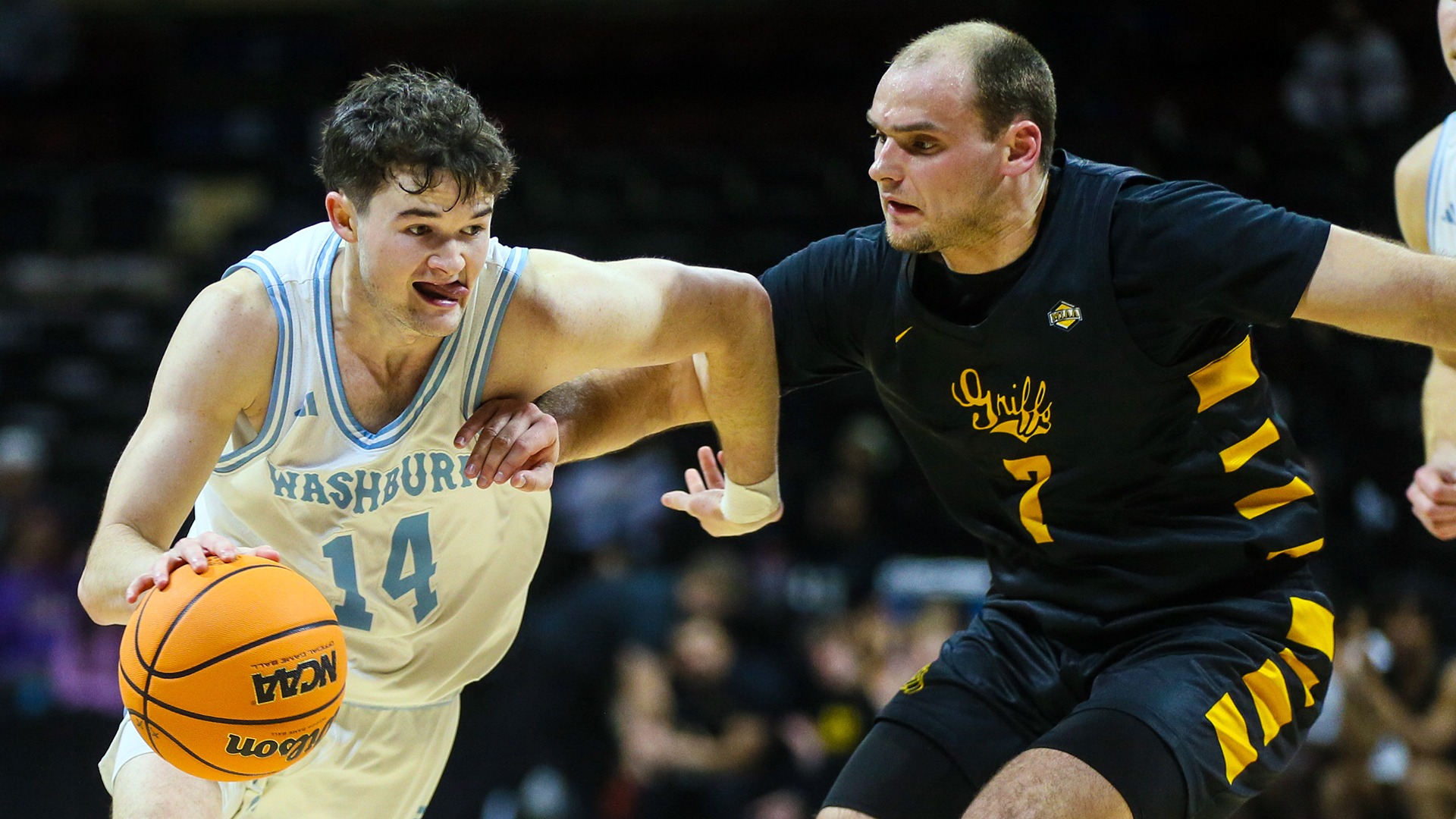 Bachelor - MIAA Semis