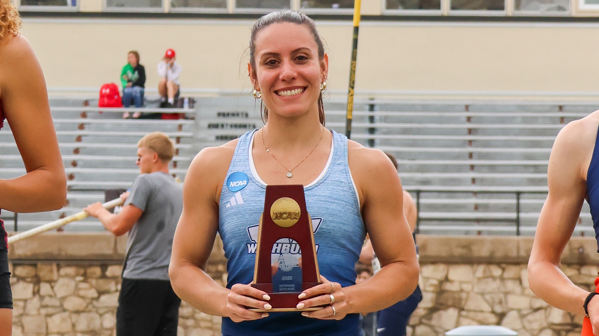 naiuri podium - 2026 hep