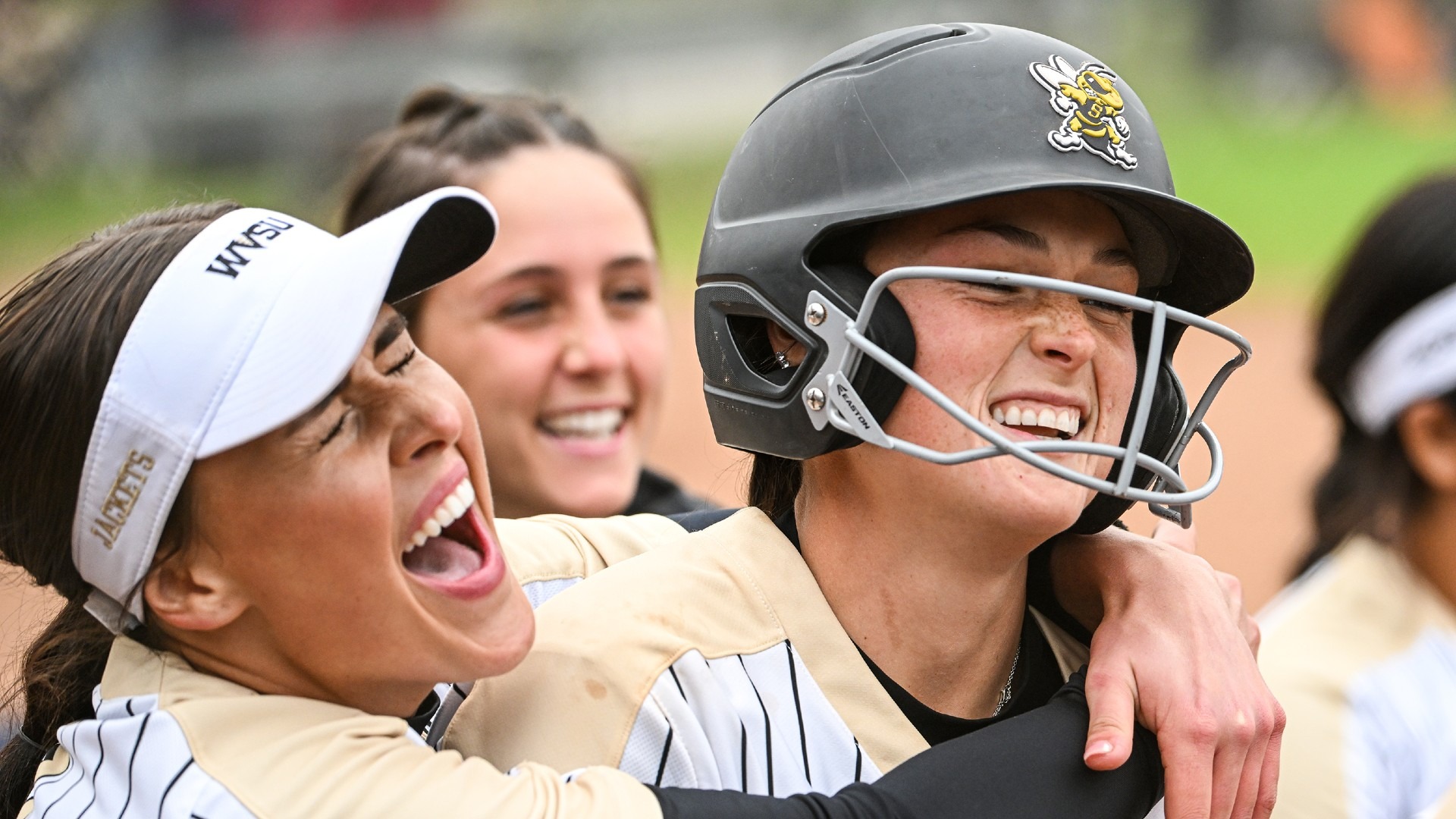 kasey-murphy-softball-west-virginia-state-university-athletics