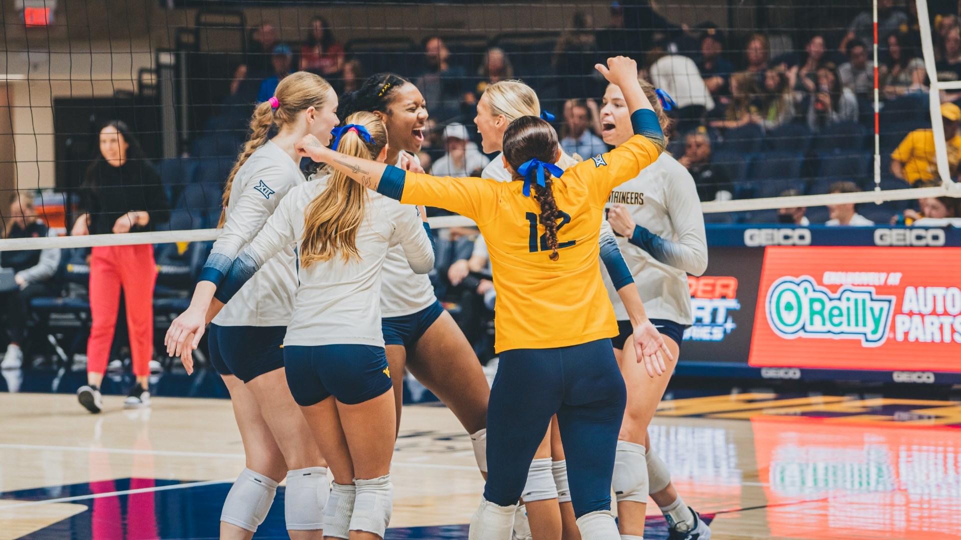 Kamiah Gibson Volleyball West Virginia University Athletics