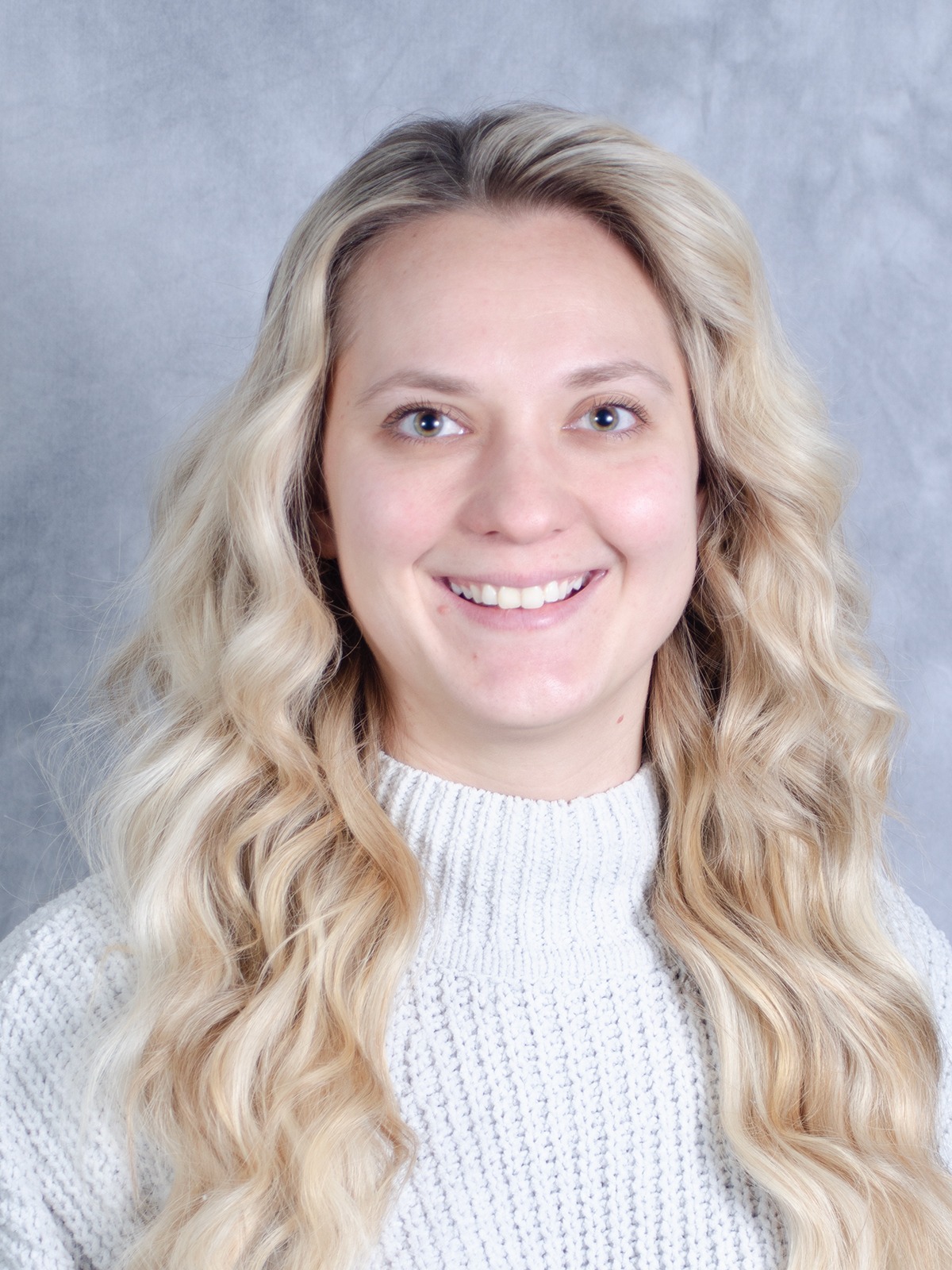 Candace Cook Headshot
