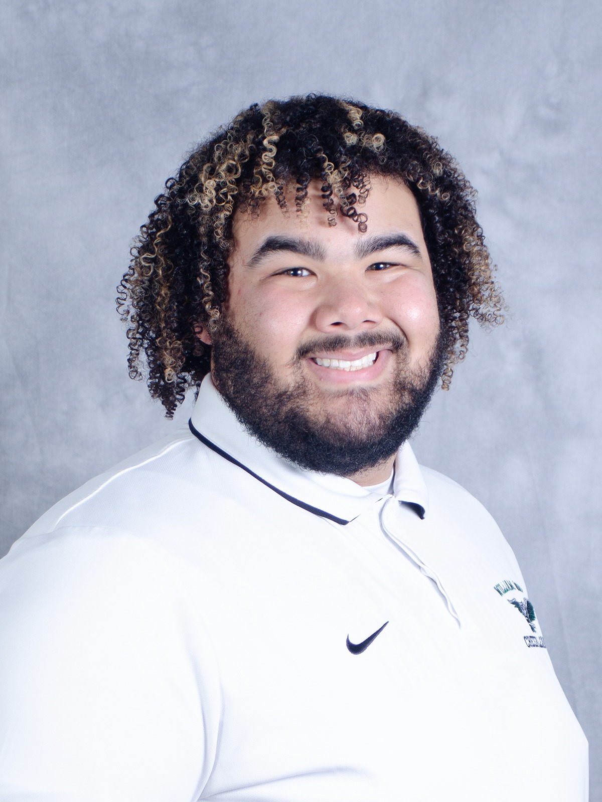Toni Snyder Headshot