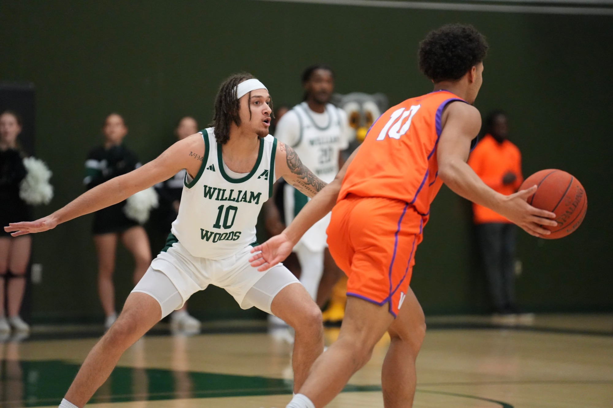 Owls fall to the pirates