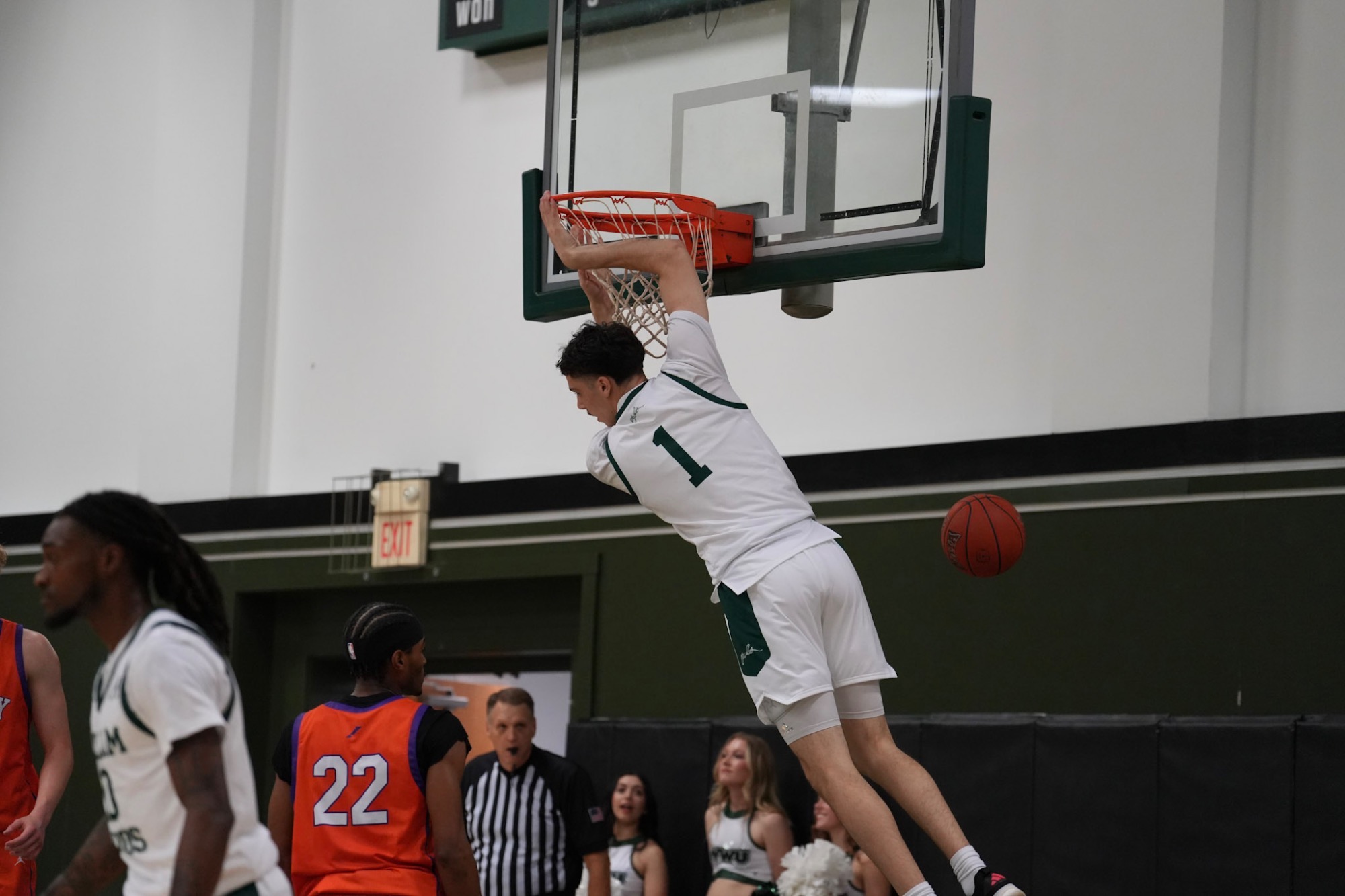 Owls dominate Eutetctics