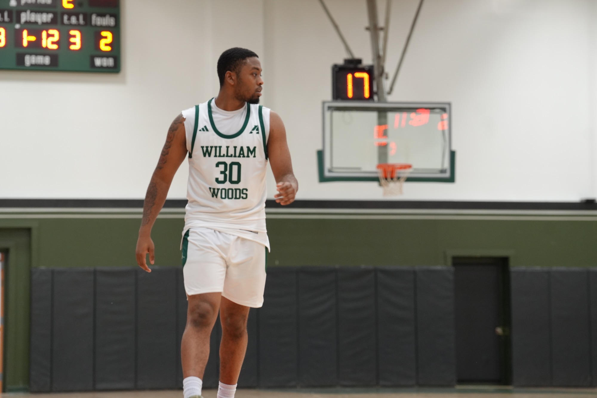 Owls fall to the vikings