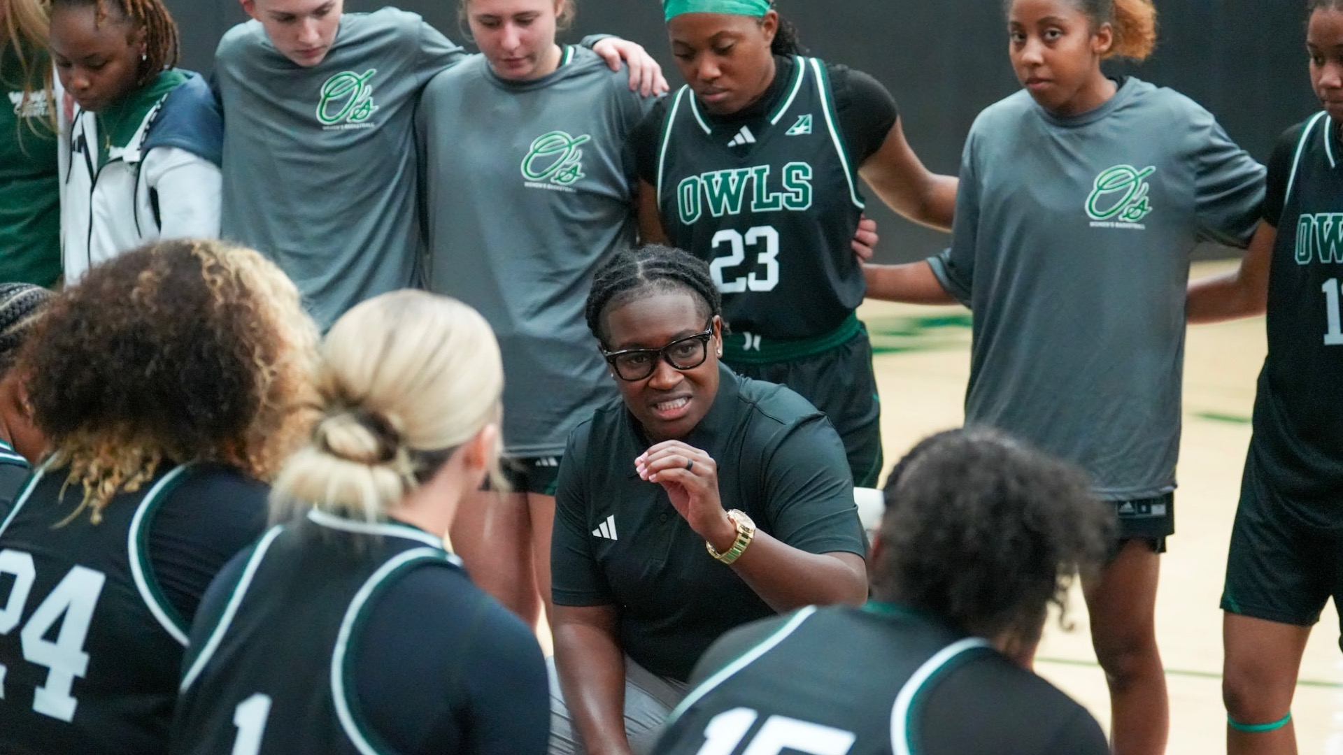 Owls Earn First win of Washington Era