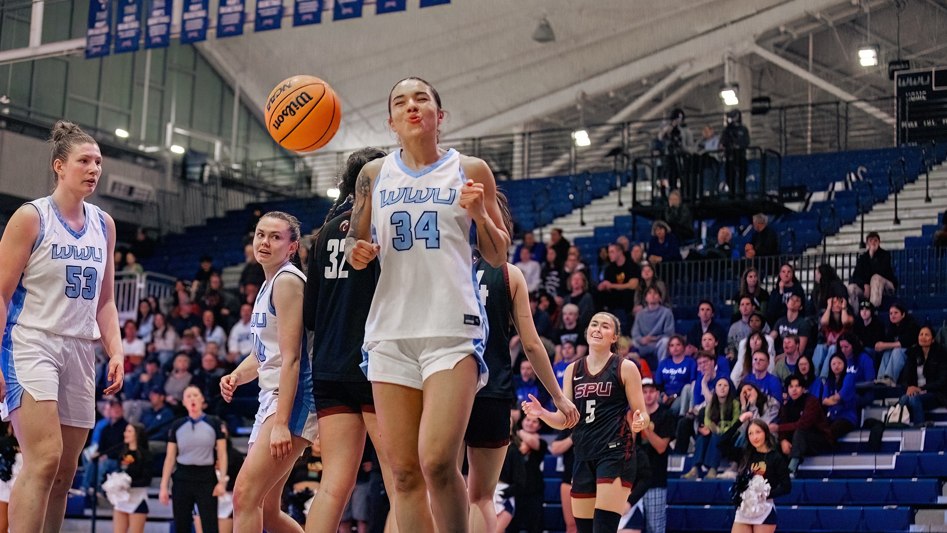 WWU Women's Basketball Player Olivia Hodges vs. SPU