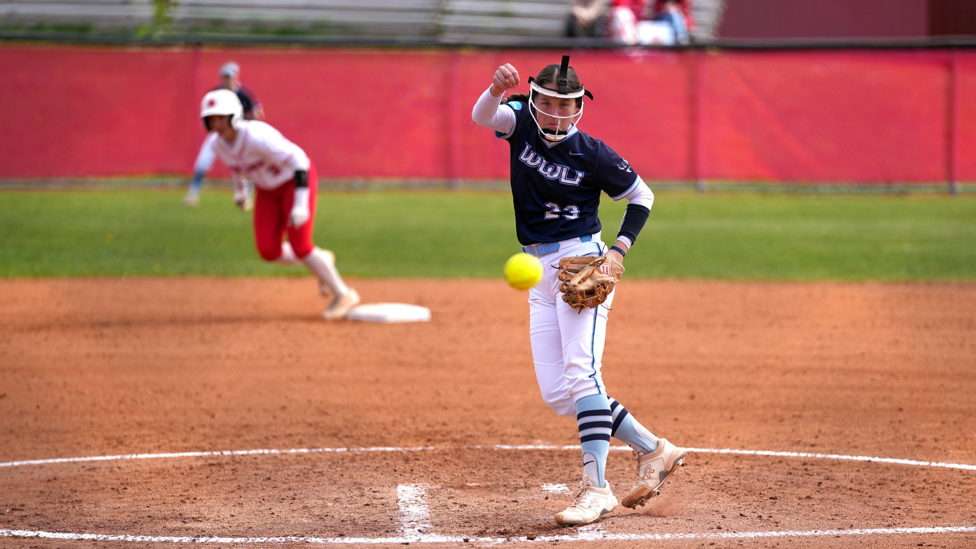 Alanna Wirtala Pitching
