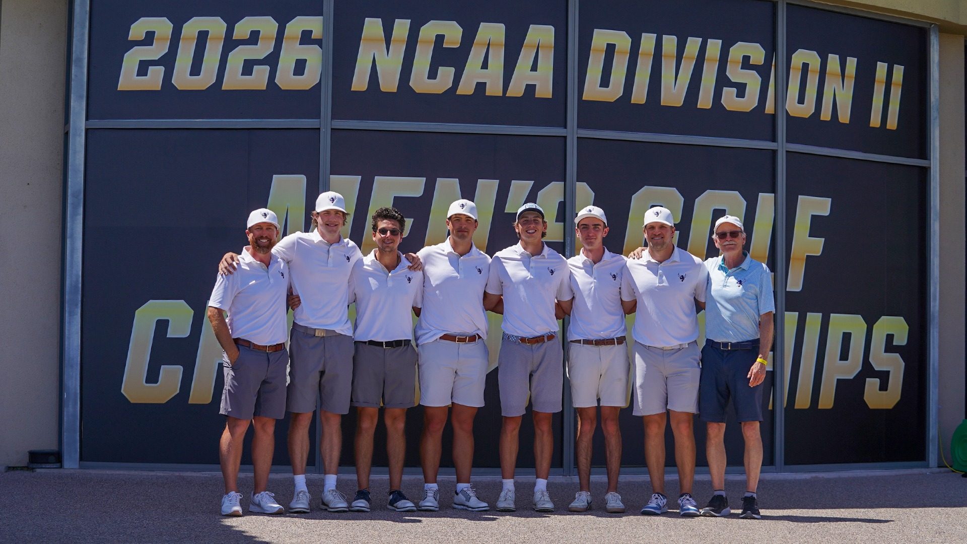 Men's Golf Team Photo at NCAA Championships