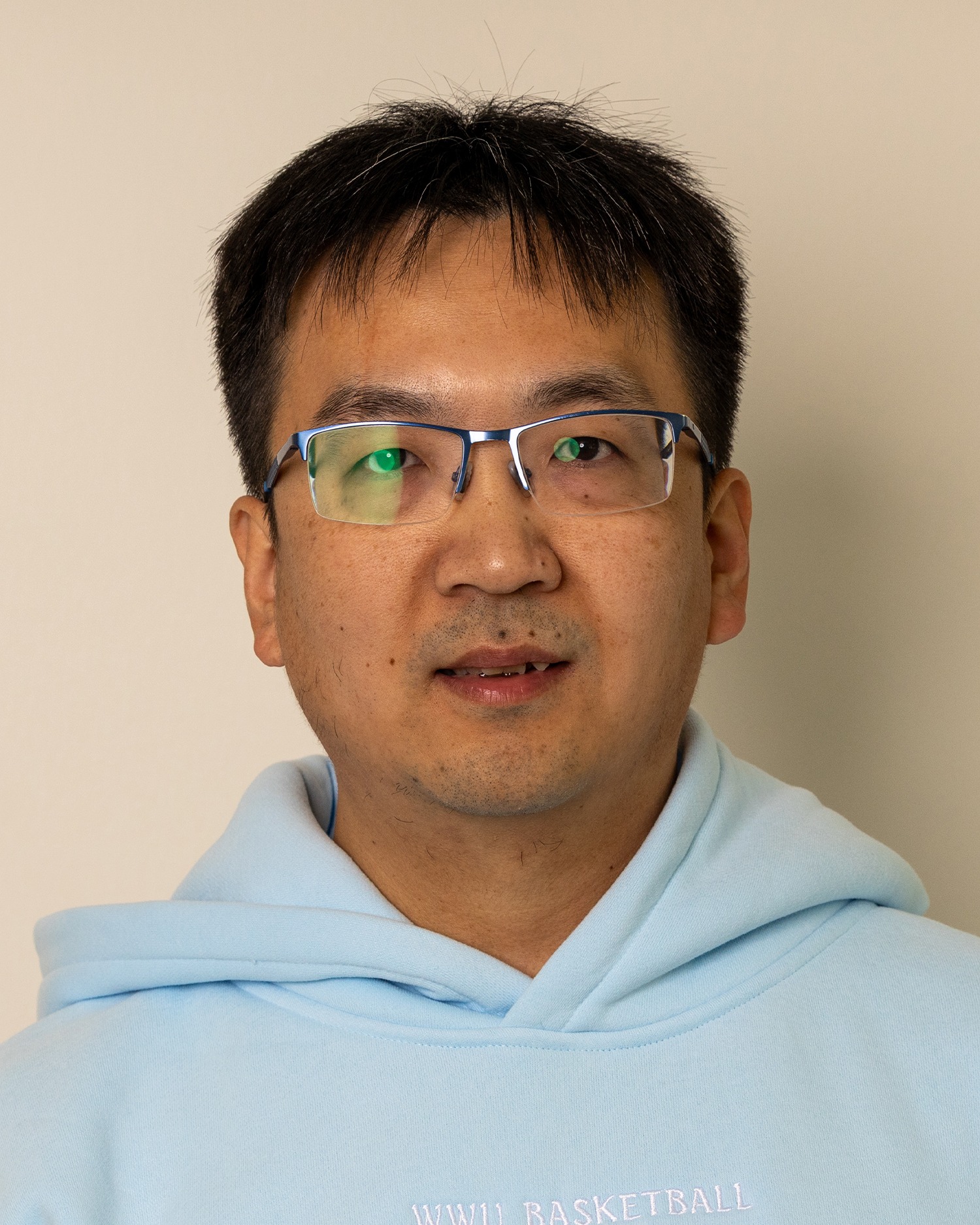 Mike Li Headshot