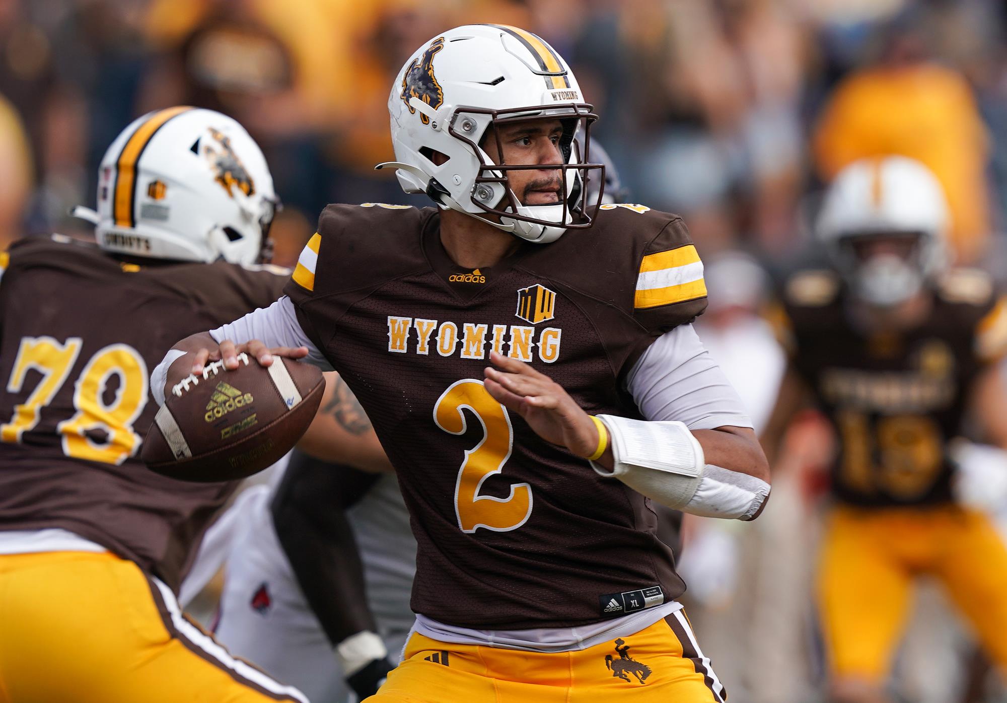 Sean Chambers Football University of Wyoming Athletics