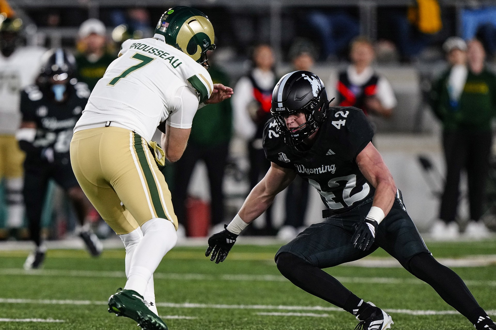 Wyoming linebacker Ethan Stuhlsatz