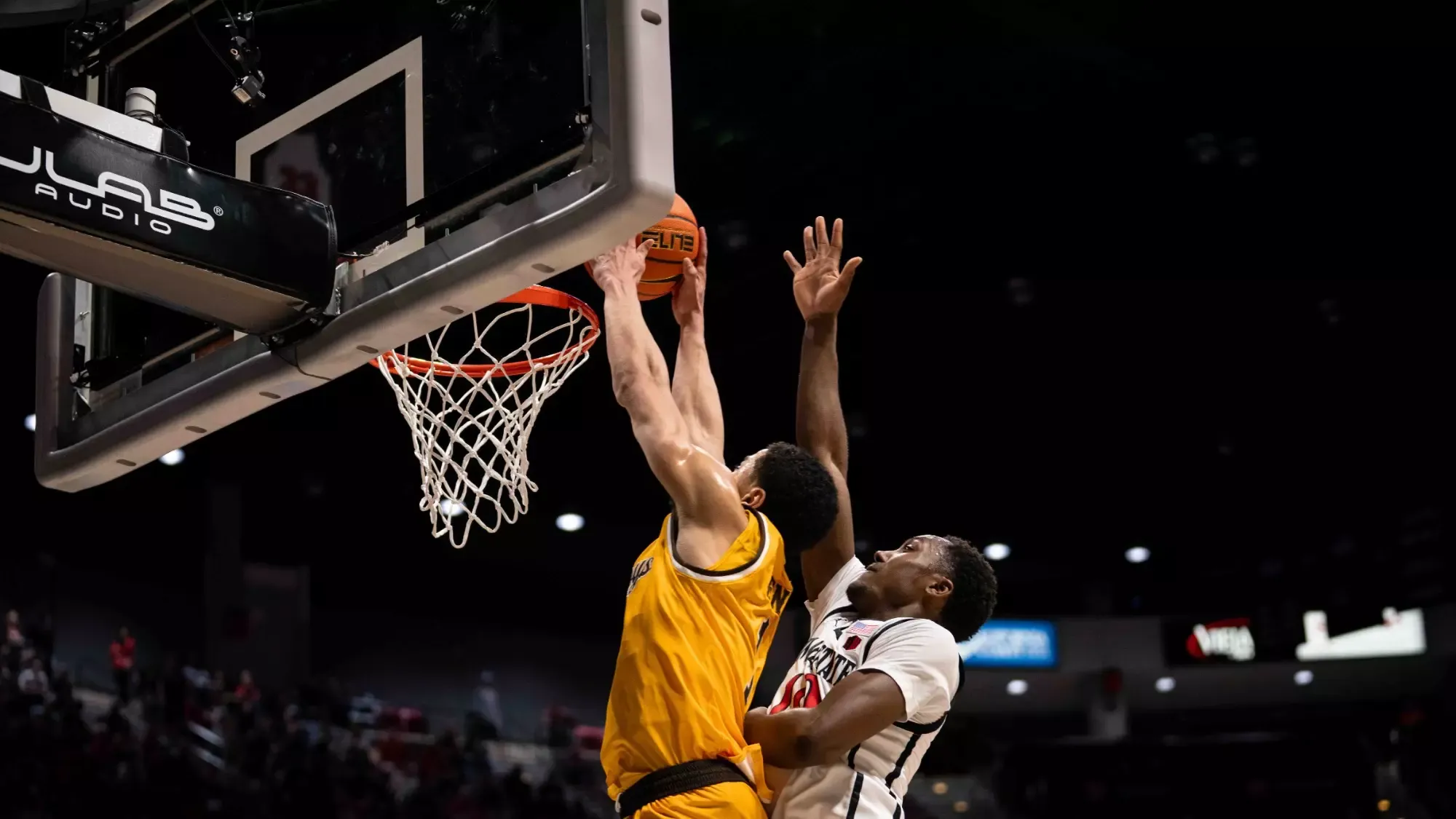 Damarion Dennis Dunks the ball at San Diego State in 2026