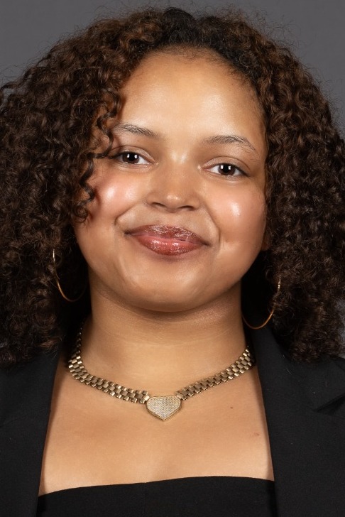 Marionann Gardner 26