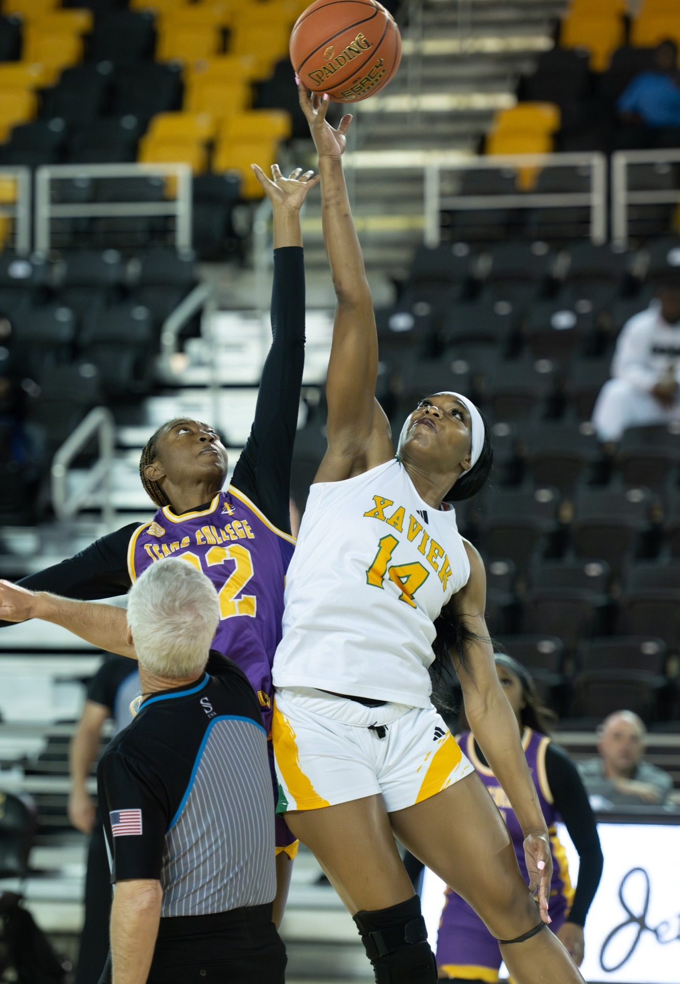 Fatima Katembo jump ball 2025-2026