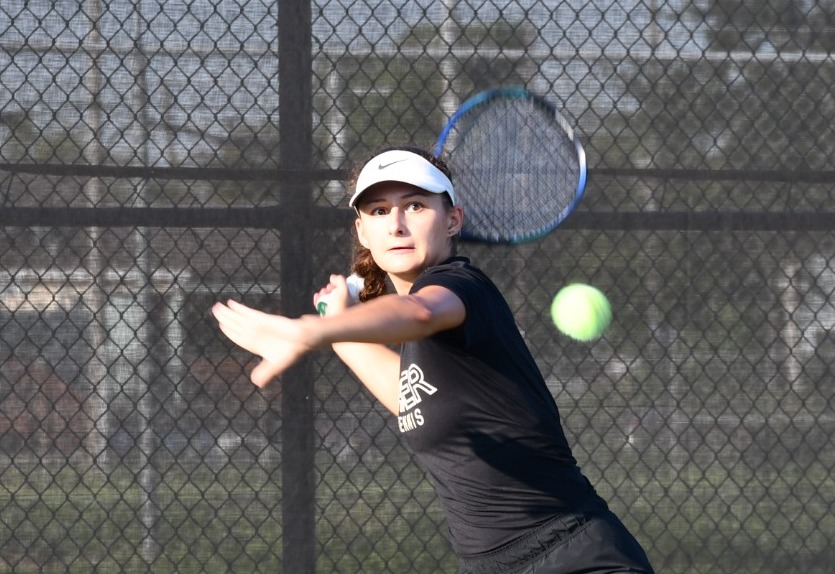 Ana Sabikova frames return 25-26