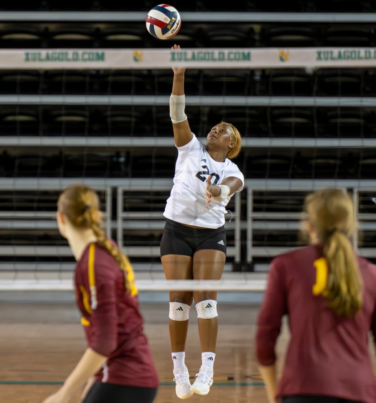 Jordyn Dennis jump serve versus Loyola
