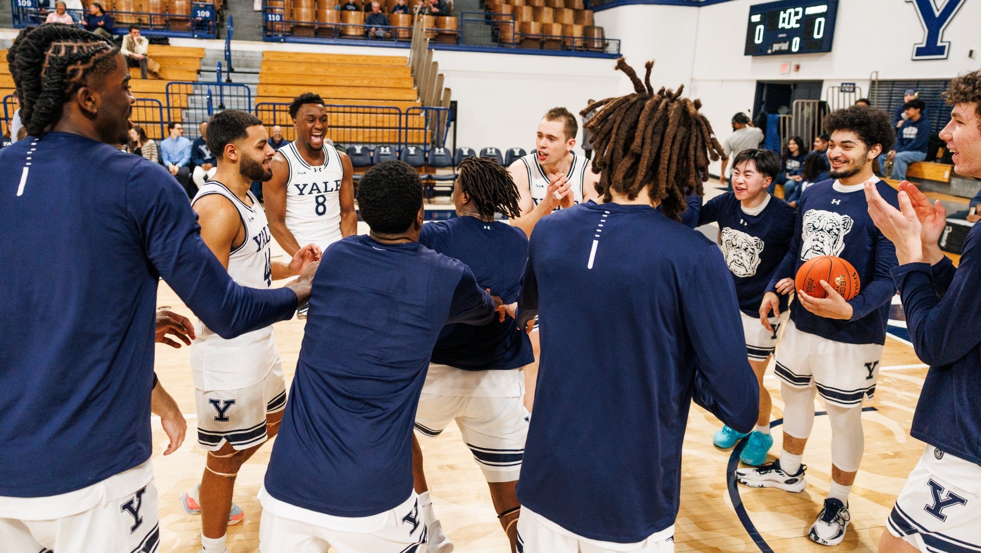 Men's Basketball 2026 Huddle