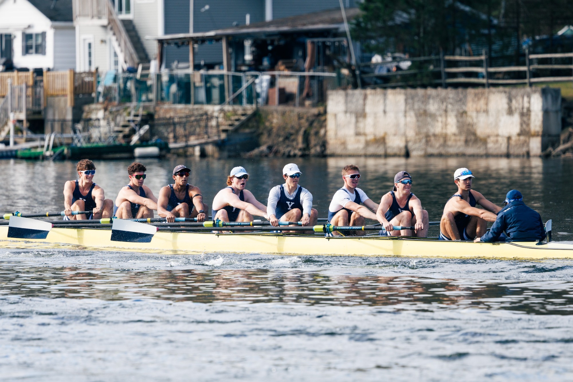 Crew boat