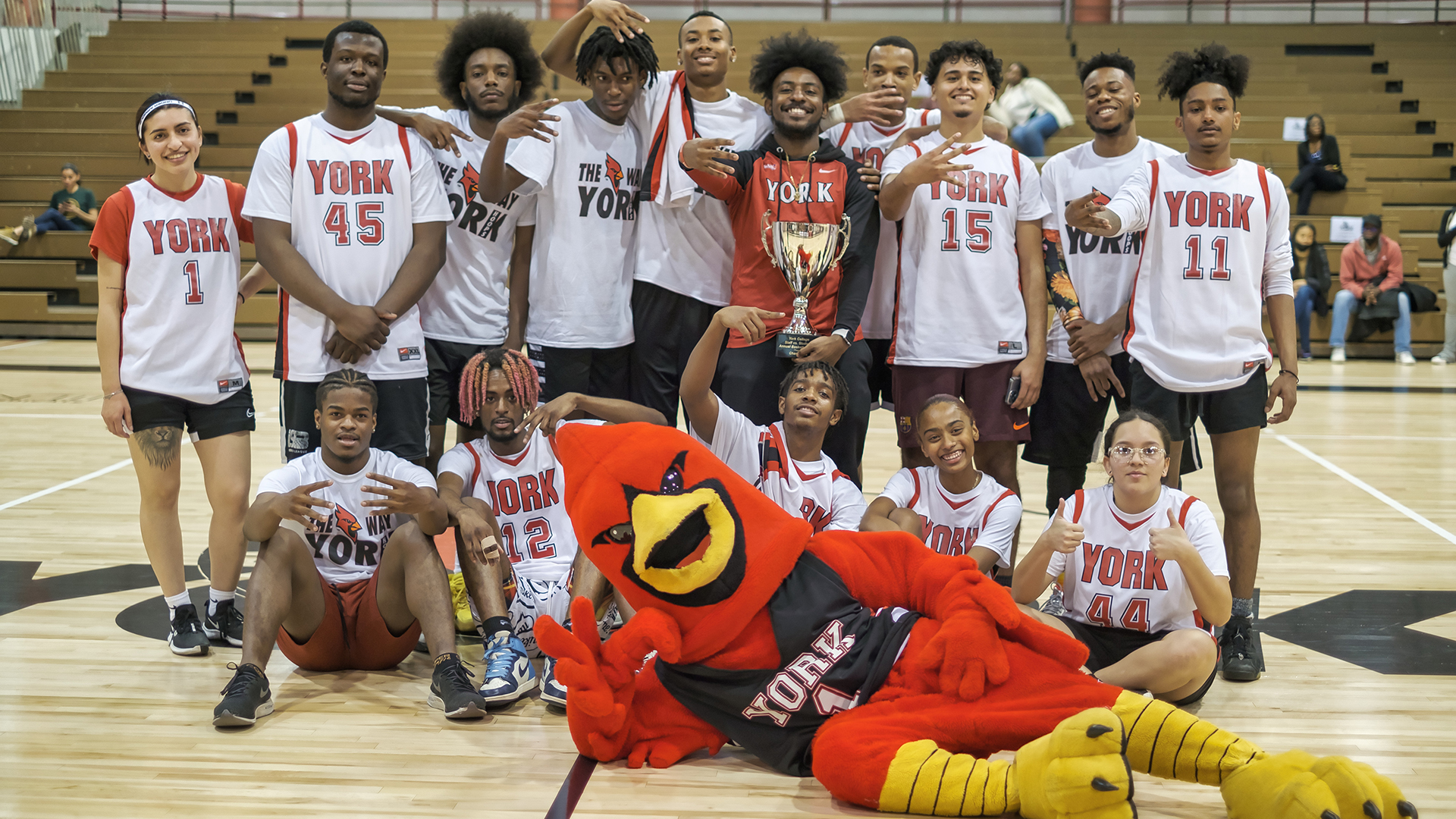 Students vs. Staff 2022 Championship Picture -WR-