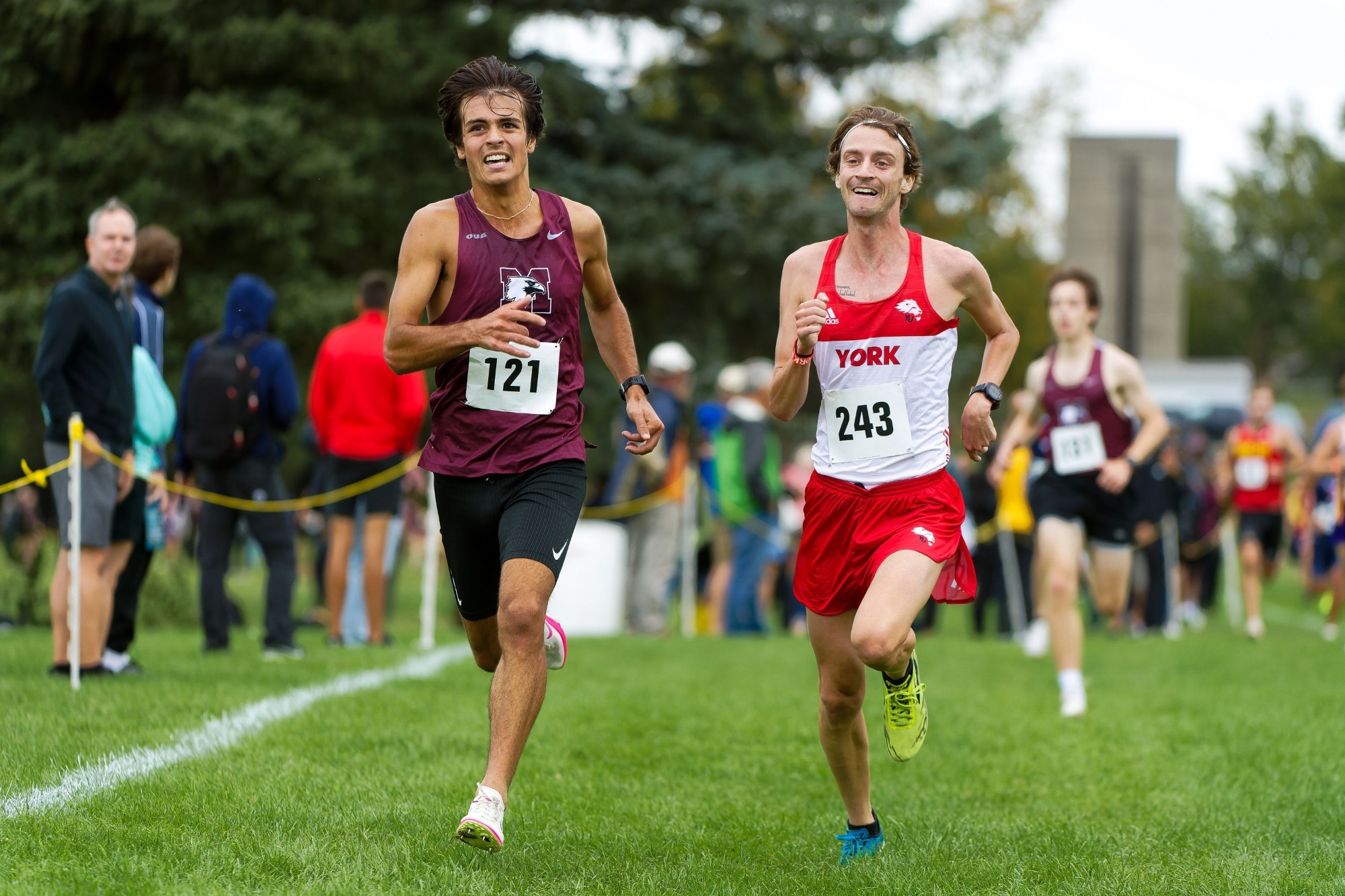 The York University Lions cross country team partook in their second meet of the season on Saturday, heading to Waterloo for the 27th annual Don Mills Open. 