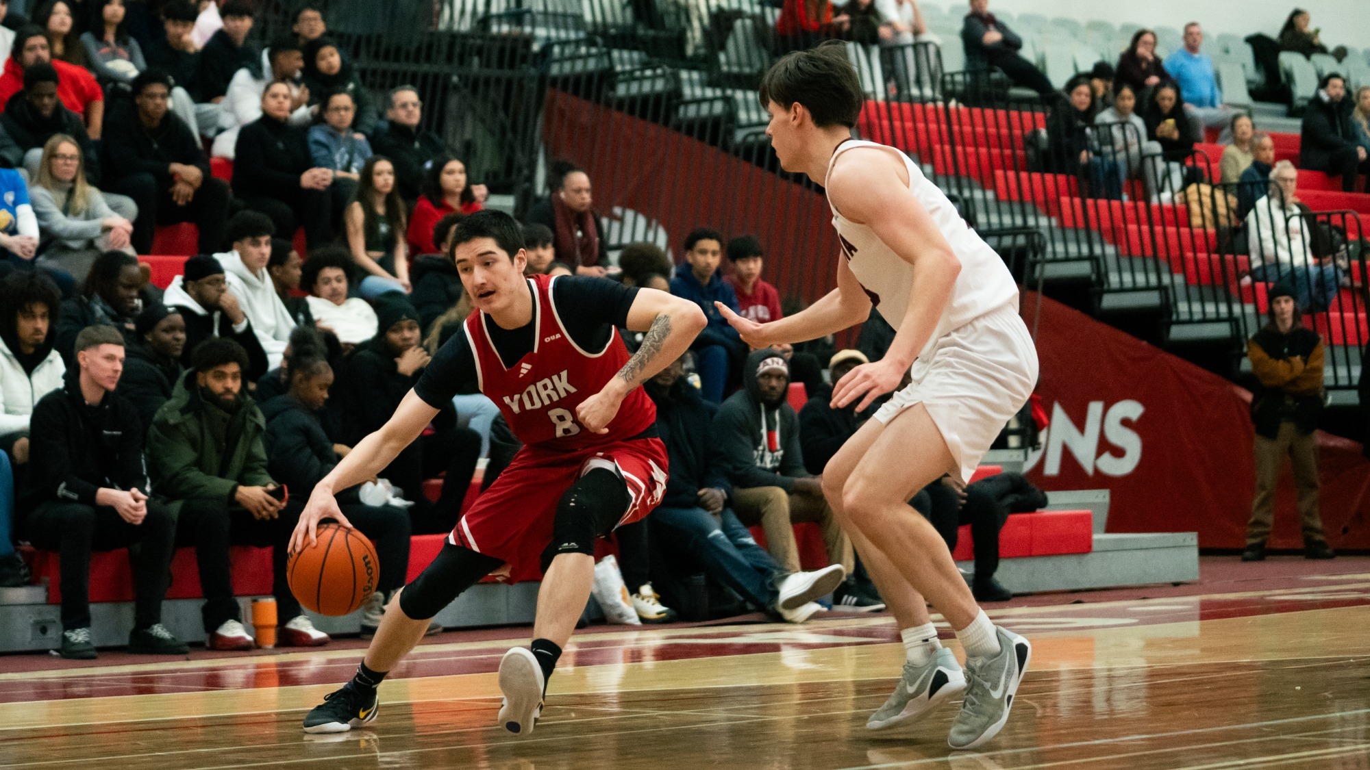 The York University Lions men’s basketball team welcomed the Ottawa Gee-Gees to Tait McKenzie Centre on Saturday night