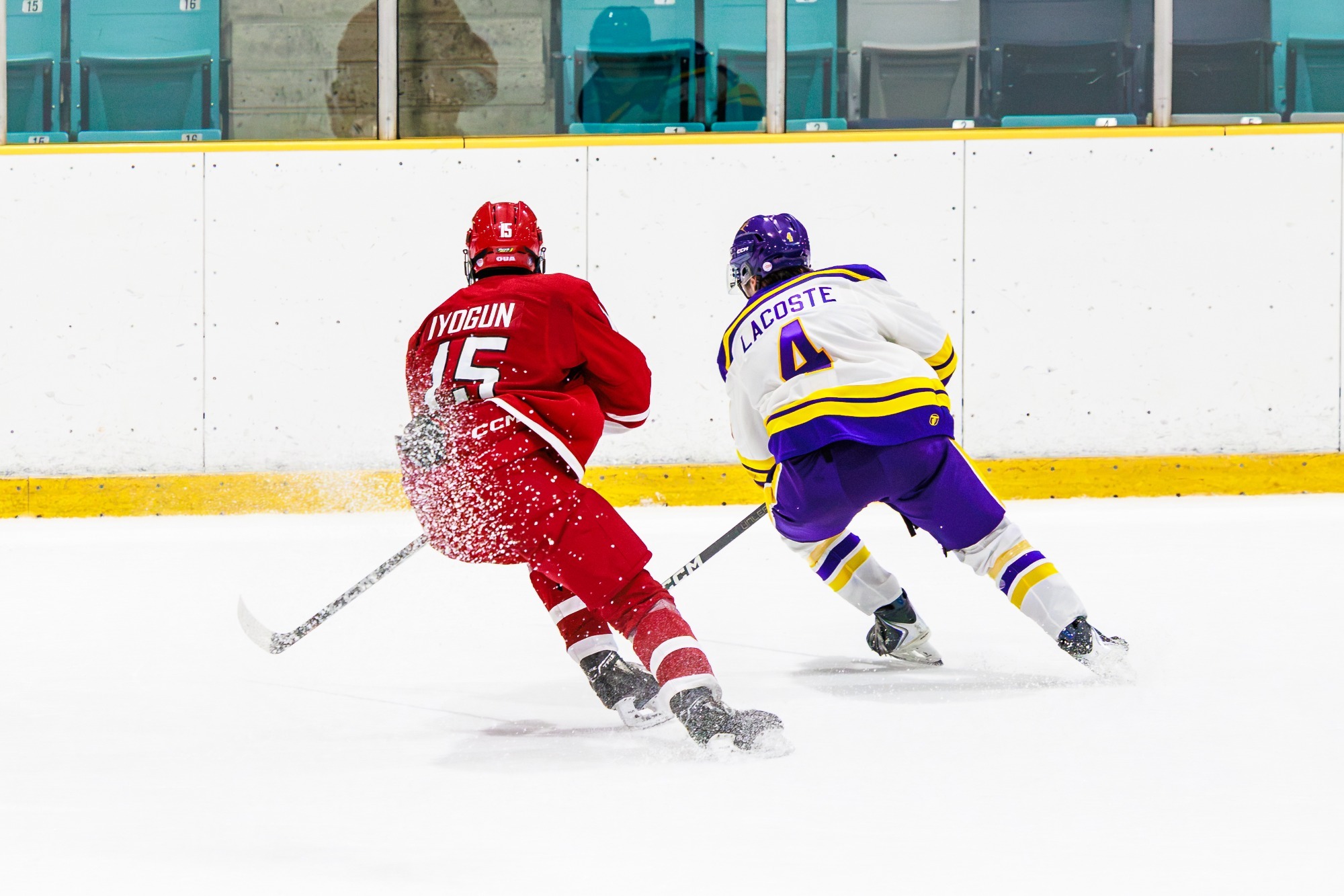 The York Lions men’s hockey team returned to the ice Saturday night against the Laurier Golden Hawks at the Waterloo Memorial Recreation Complex.