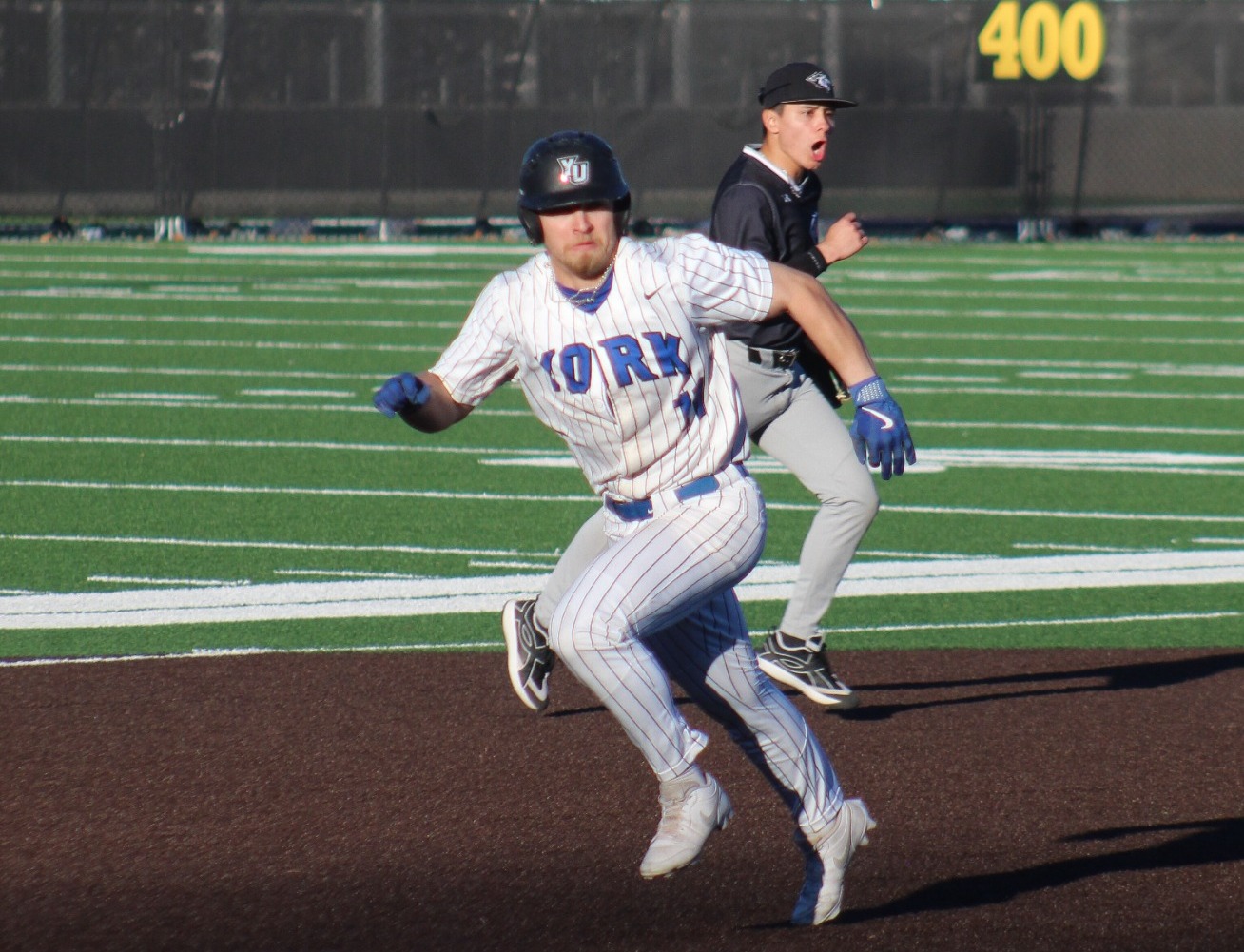 Morgan runs from 2nd to 3rd