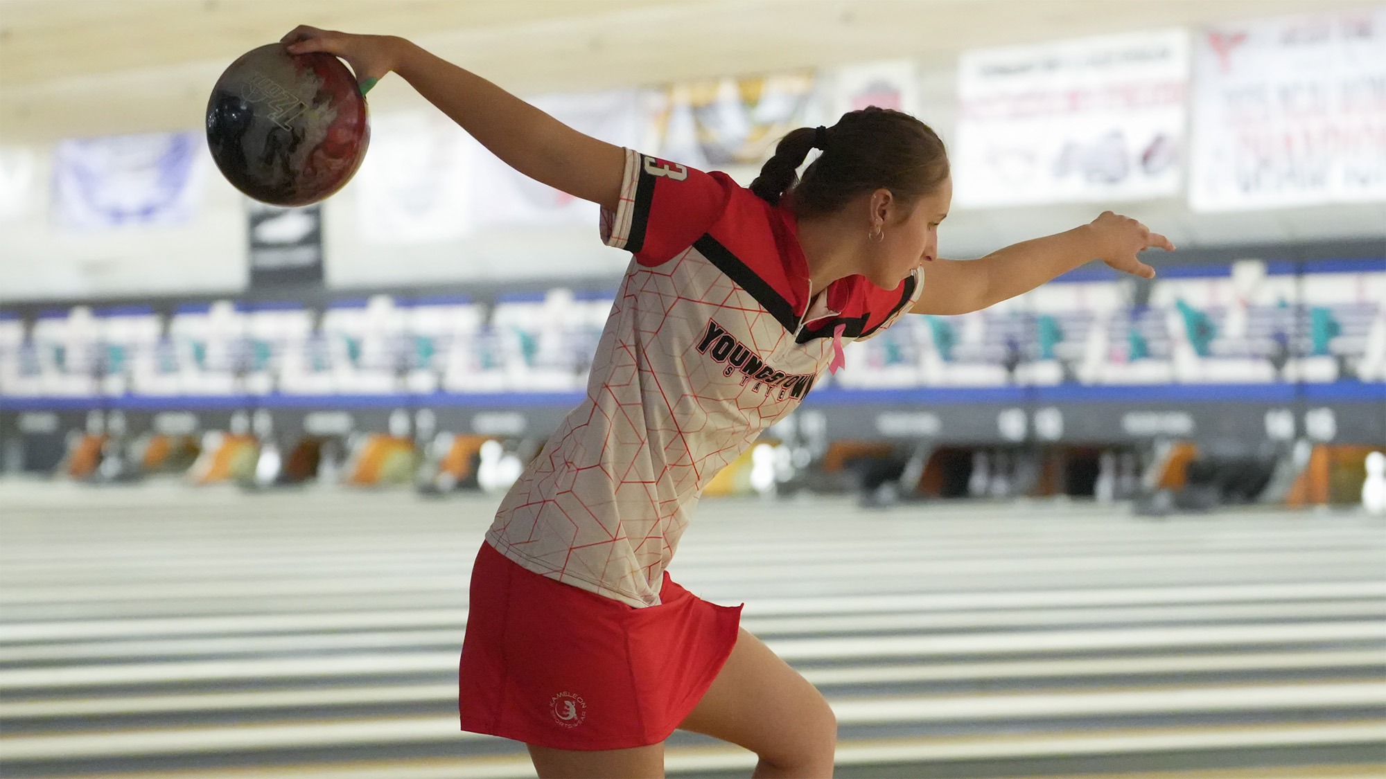 Amy Chrzanowski bowls for Youngstown State at the Chelsea Gilliam Penguin Classic