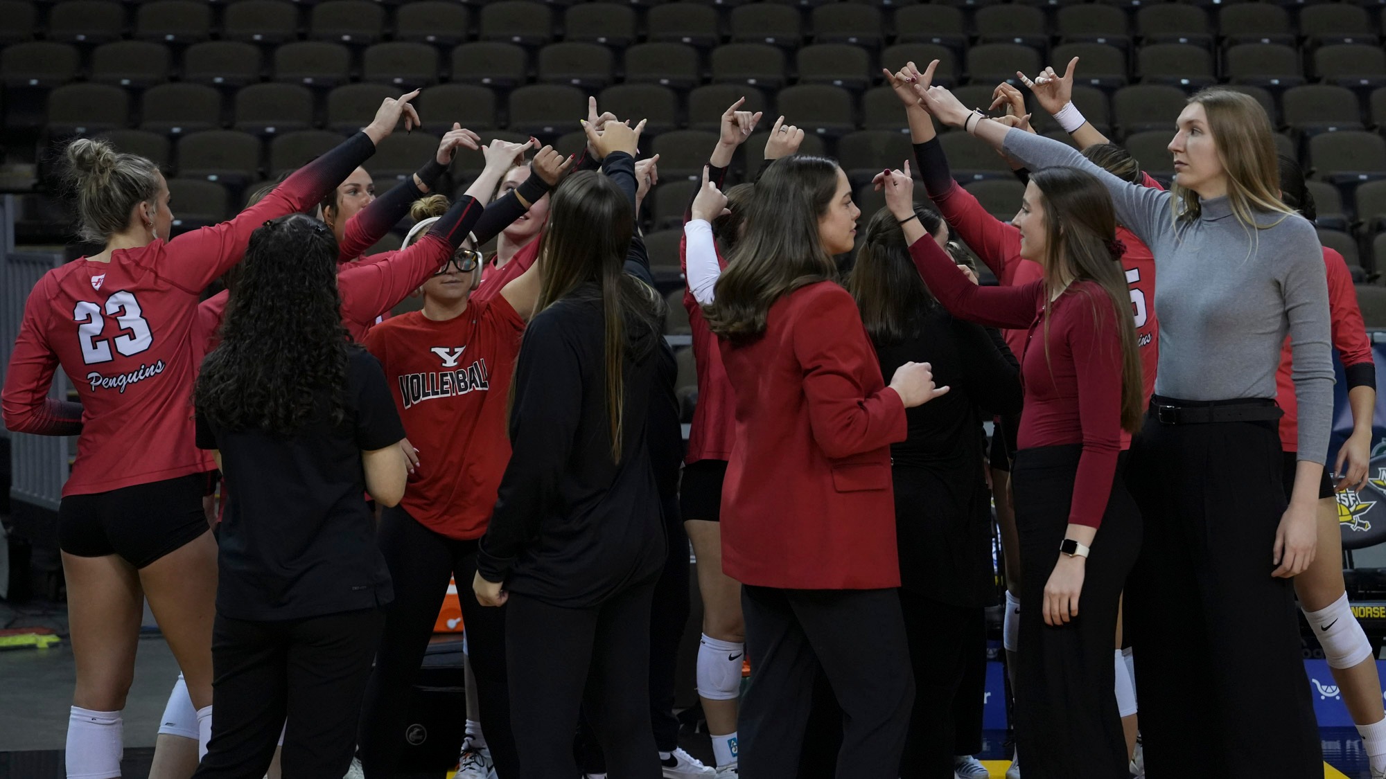 YSU Volleyball team huddle