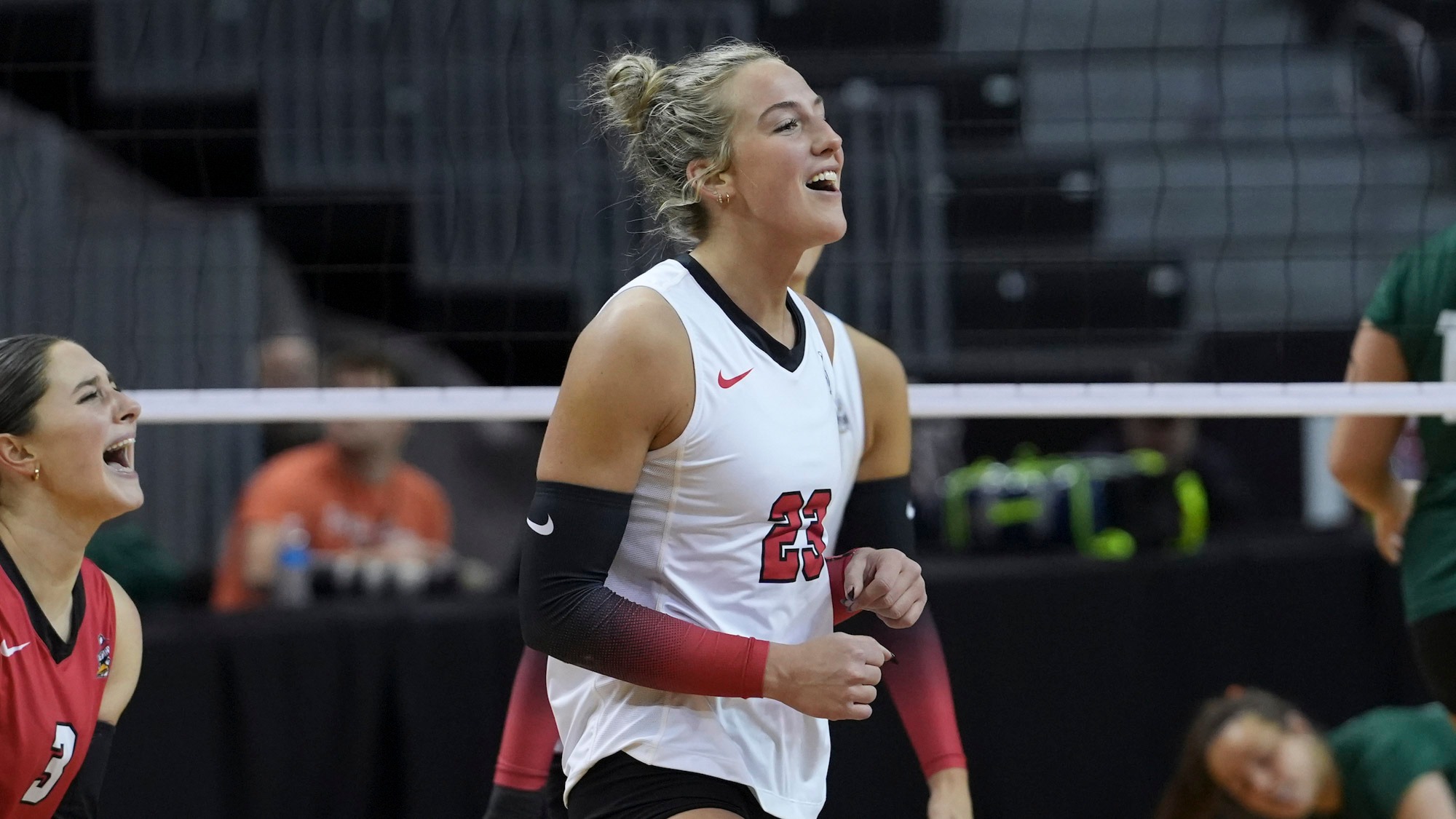 Abbie Householder celebrates a point in the Youngstown State volleyball team's match against Green Bay on Nov. 21, 2025.