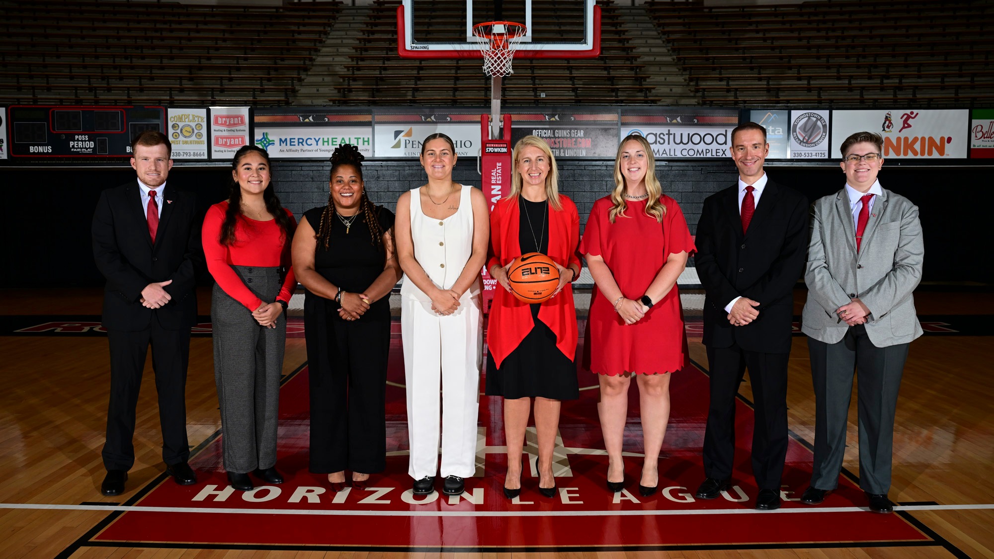 2025-26 YSU Women's Basketball Photo Day - Sept. 18, 2025. Photo by David Dermer.