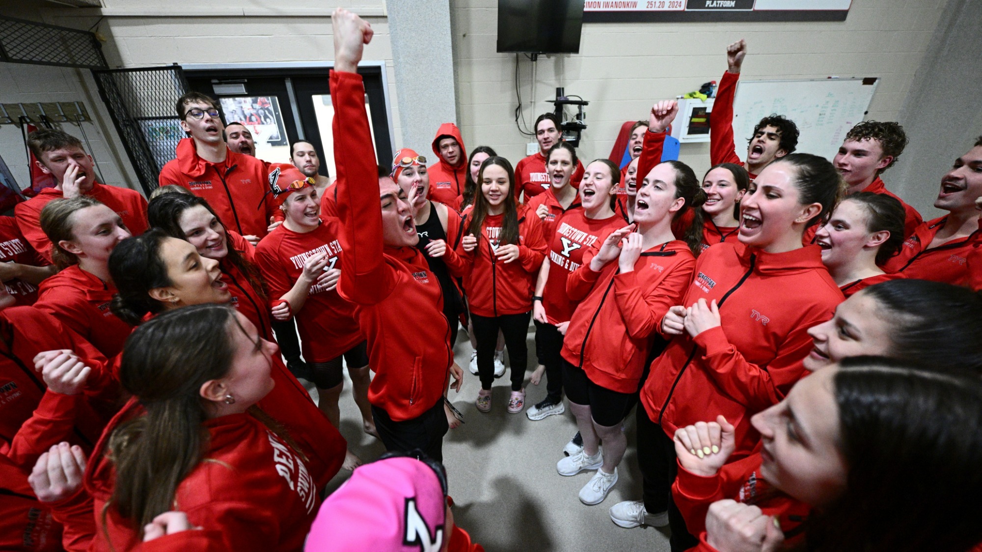YSU Swimming and Diving