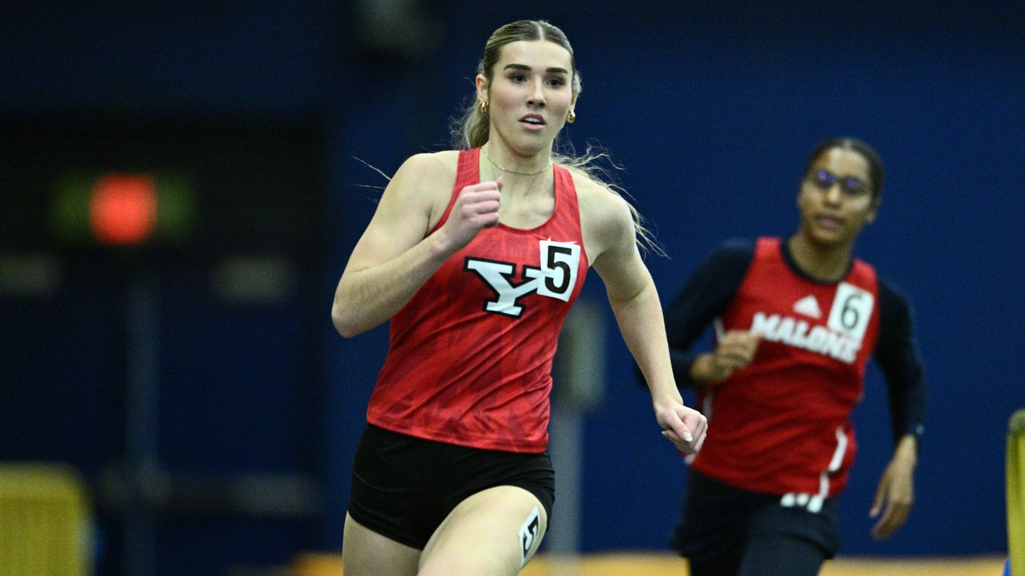 Tori Atkins running in the 400m
