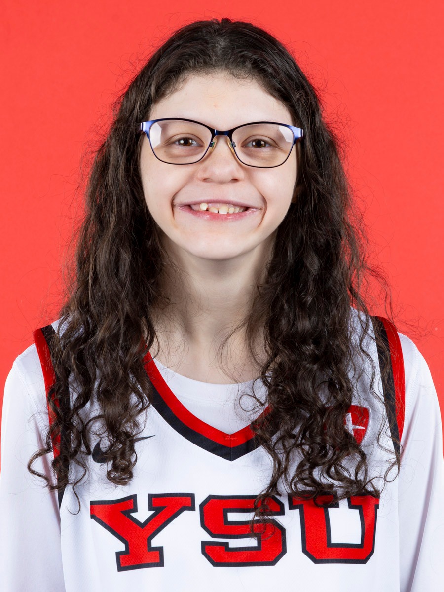 Headshot: Emily Guerriero