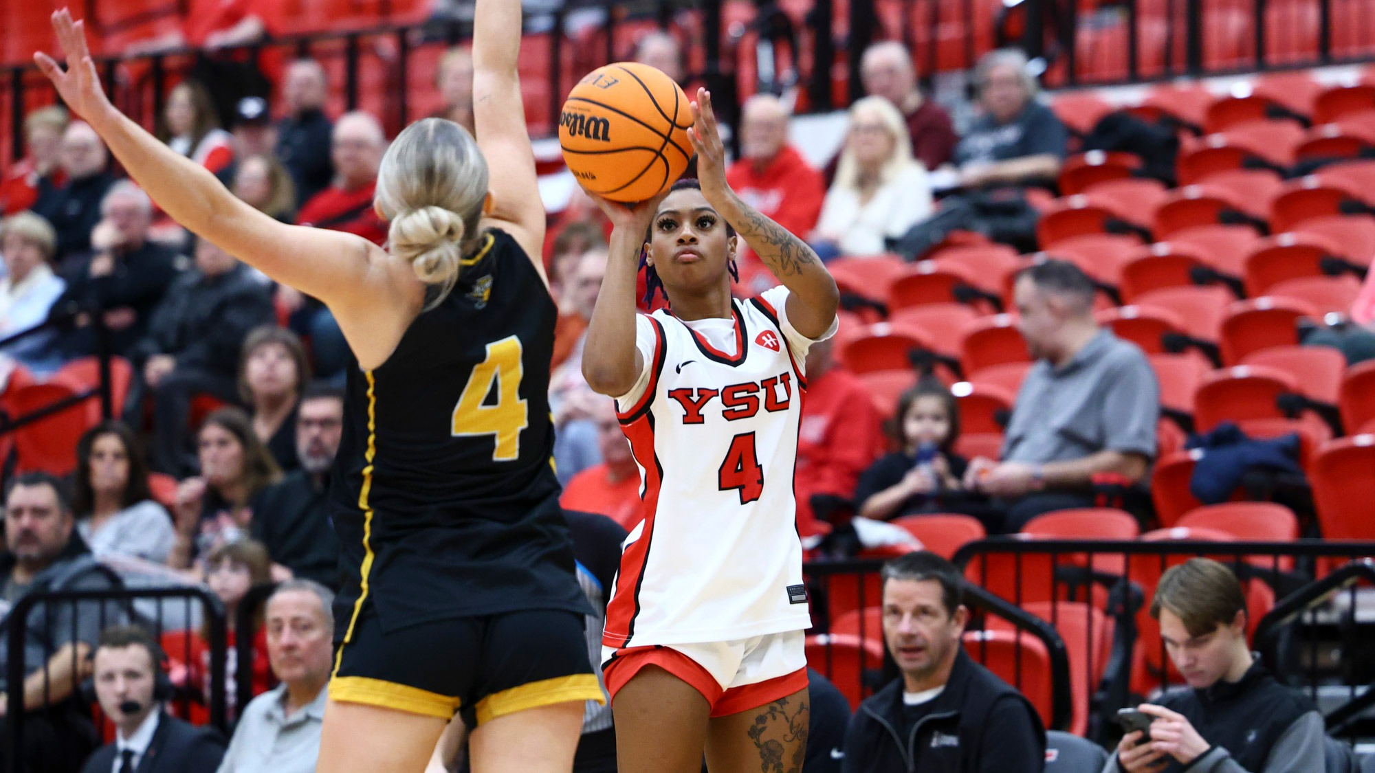 Erica King shoots a 3-pointer for Youngstown State vs. NKU on Jan. 8, 2026. Photo by Bryson Chavez.