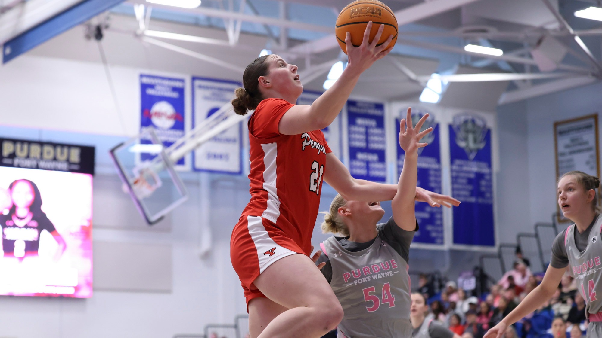 Sophia Gregory goes up for a layup at Purdue Fort Wayne as Youngstown State won 76-71 on Feb. 21, 2026. Photo by Chloe Whitlock.