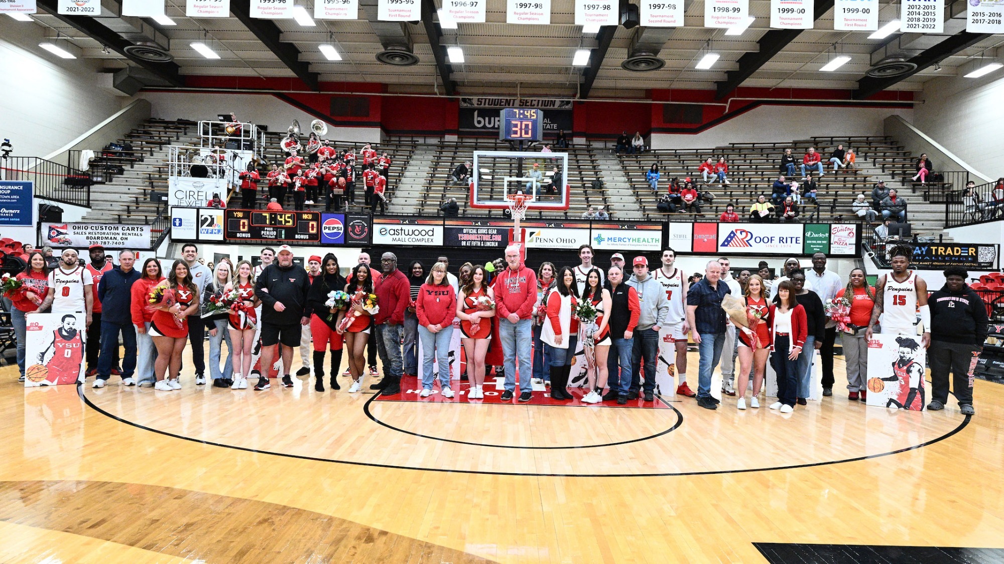 YSU honor its seniors prior to the its game against Northern Kentucky