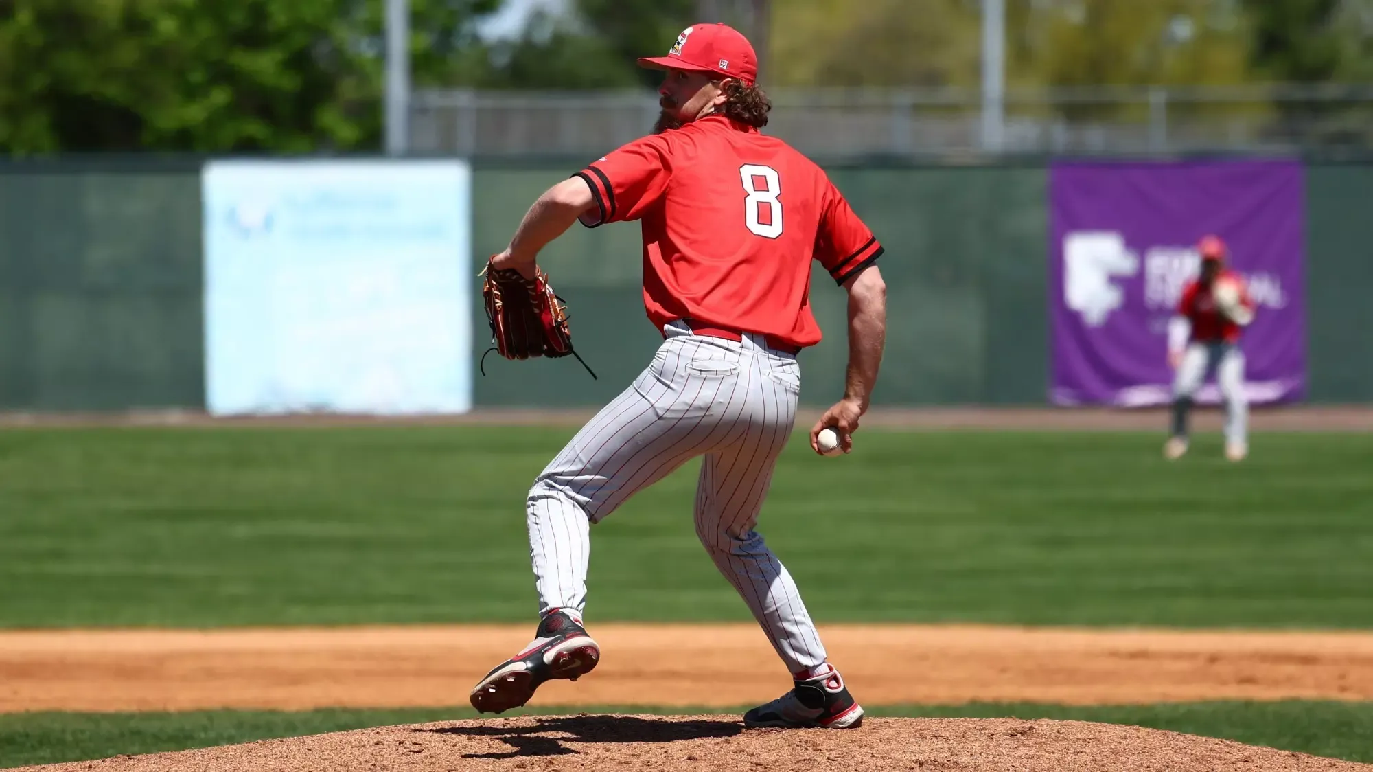 Brandon Mikos delivers a pitch for YSU